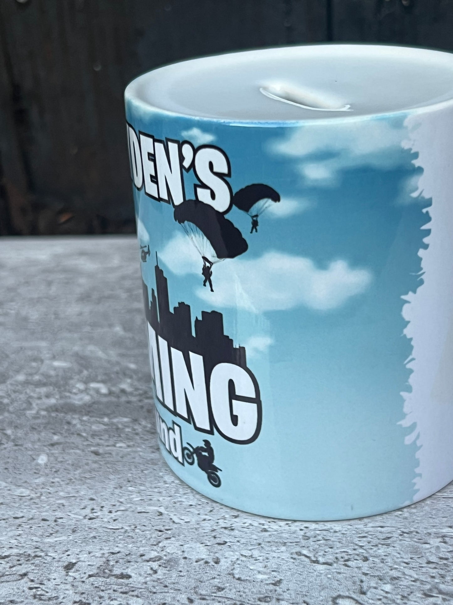 Gaming fund Ceramic Money Jar for Coins and Notes - 9.3cm High x 8.2cm Diameter - Piggy, Decor Gift Great stocking filler.