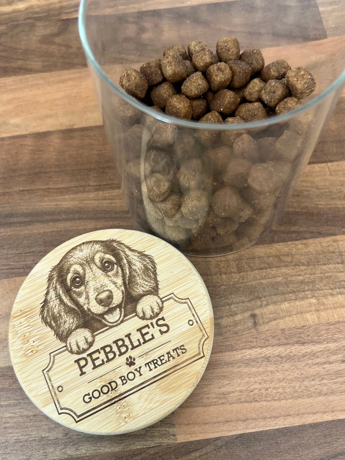 Personalised Dachshund Dog Treats Jar with Bamboo Lid, Custom Engraved Storage Container for Sausage Dog Gifts, 700ml Airtight Pet Food Canister