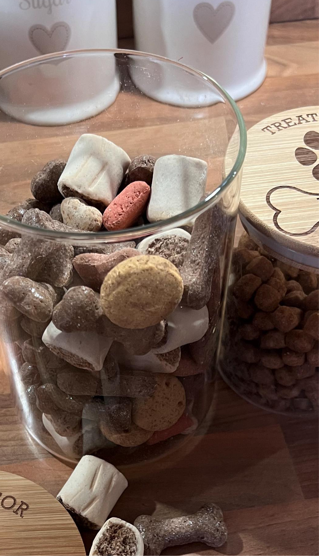 Dog treats jar personalised with name. engraved. pet treats storage jar, can be custom made to any words 2 sizes . Airtight bamboo lid.