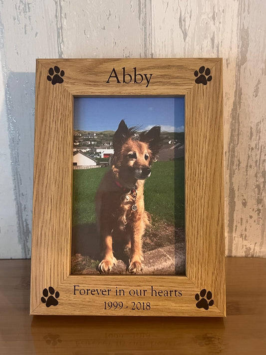 Dog or cat memorial photo frame. Personalised engraved oak effect memorial pet photo frame. Pet loss .Keepsake.