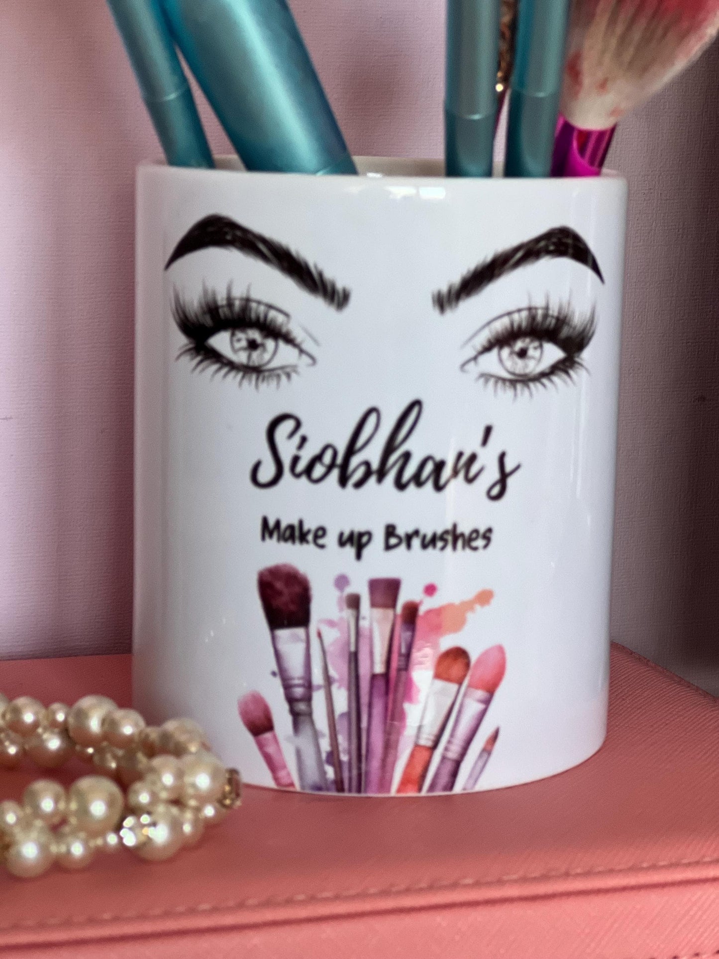 Personalised makeup brush holder, Makeup pot, Makeup brush organiser. great accessories to dressing table. Birthday gift. Eyelashes.