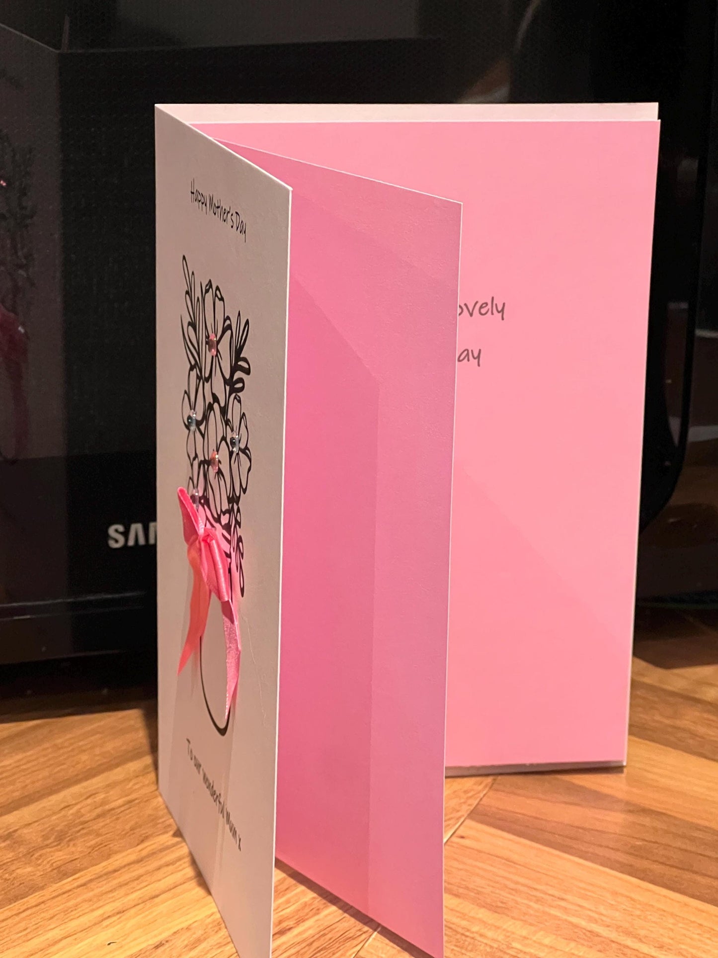 Happy Birthday card. Personalised card. Mum’s ,Nan-Mummy-Mimi-grandmother card. a5 Flowers and bow with inset. Custom  wording card  Quality